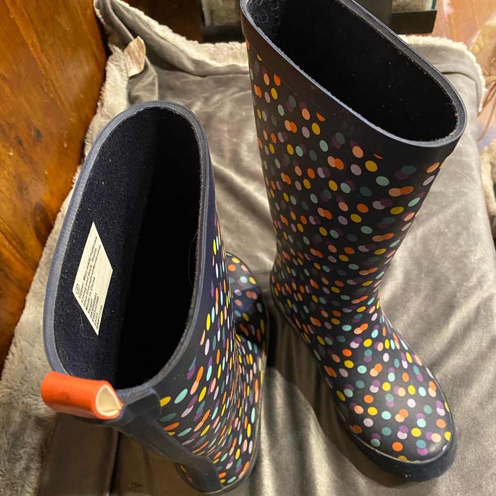 Great condition cat and jack rain boots